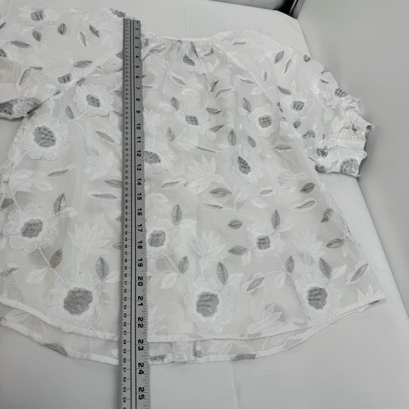 NWT Chico's Applique Blouse Top Size 0(US 4 )White Embroidered Floral  Boho - Picture 15 of 15